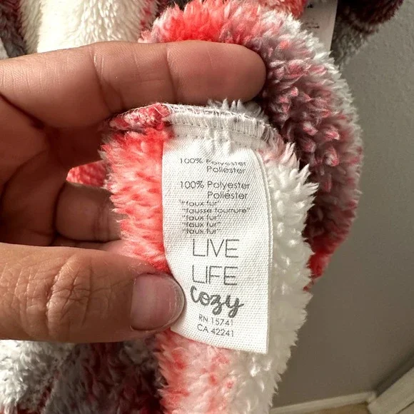 NWT PJ Salvage Women's plush cozy Shacket Size Small/ Medium - Picture 8 of 10